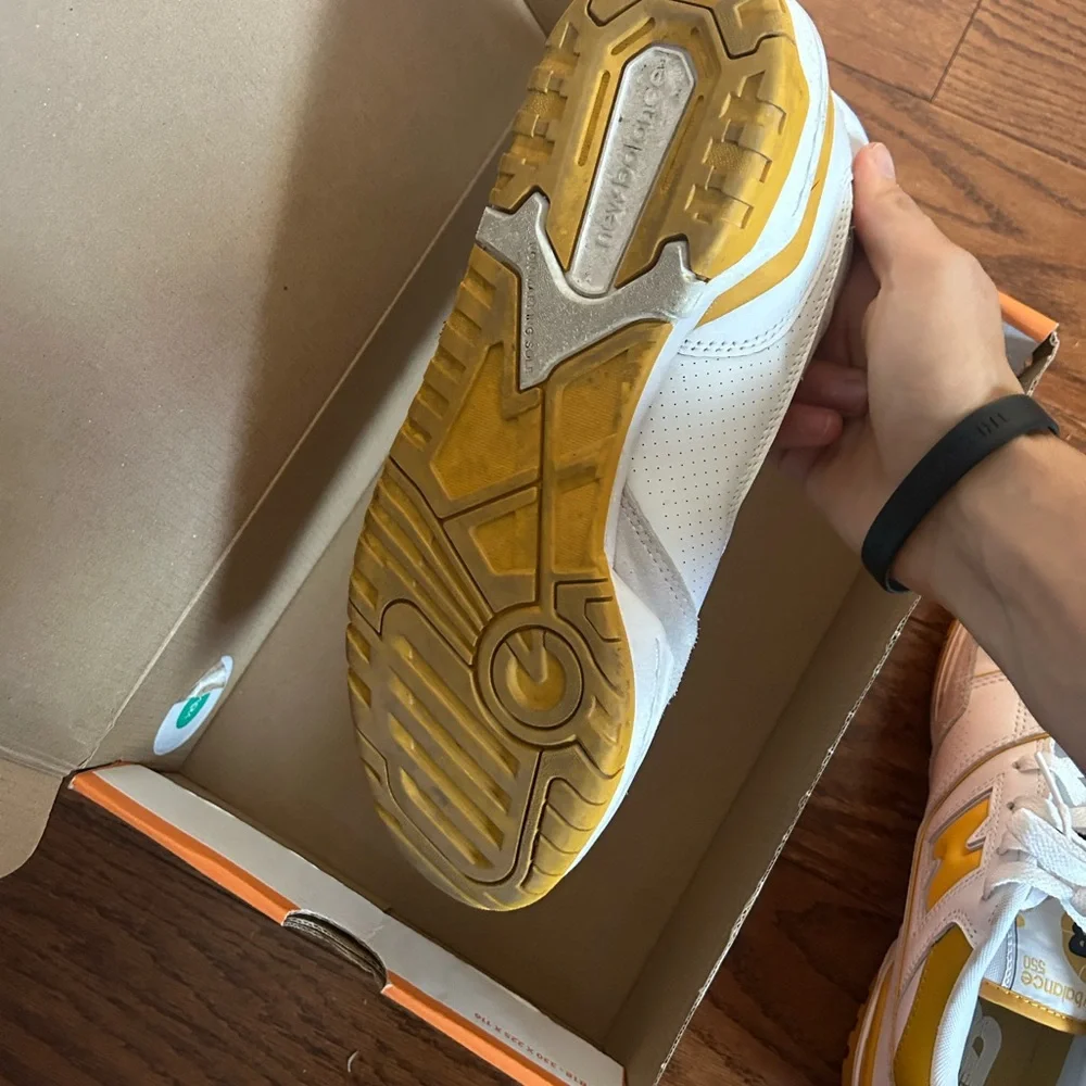 New Balance 550 White and Yellow Sneakers - Picture 3 of 6